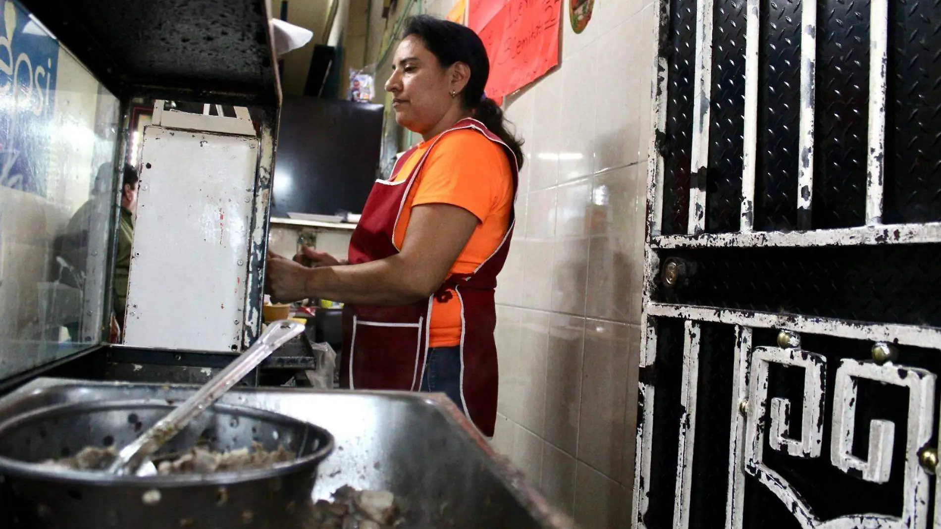 Cemitas de cabeza La Victoria, lo que un día fue un puesto de mariscos | Clásicos Poblanos 